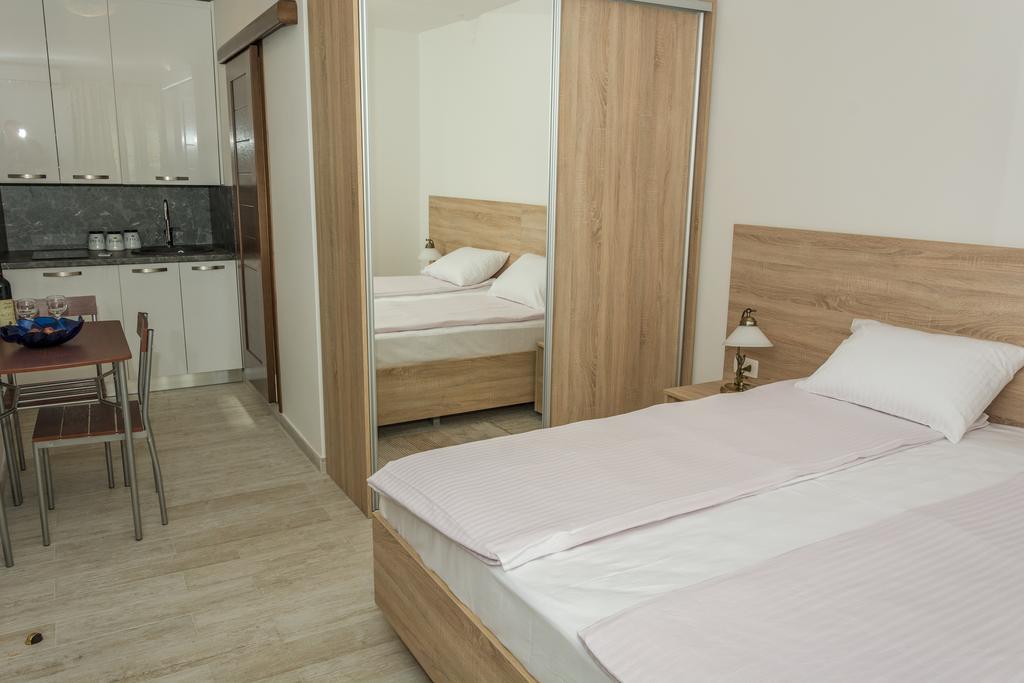 Apartmani Mendula Budva Ngoại thất bức ảnh